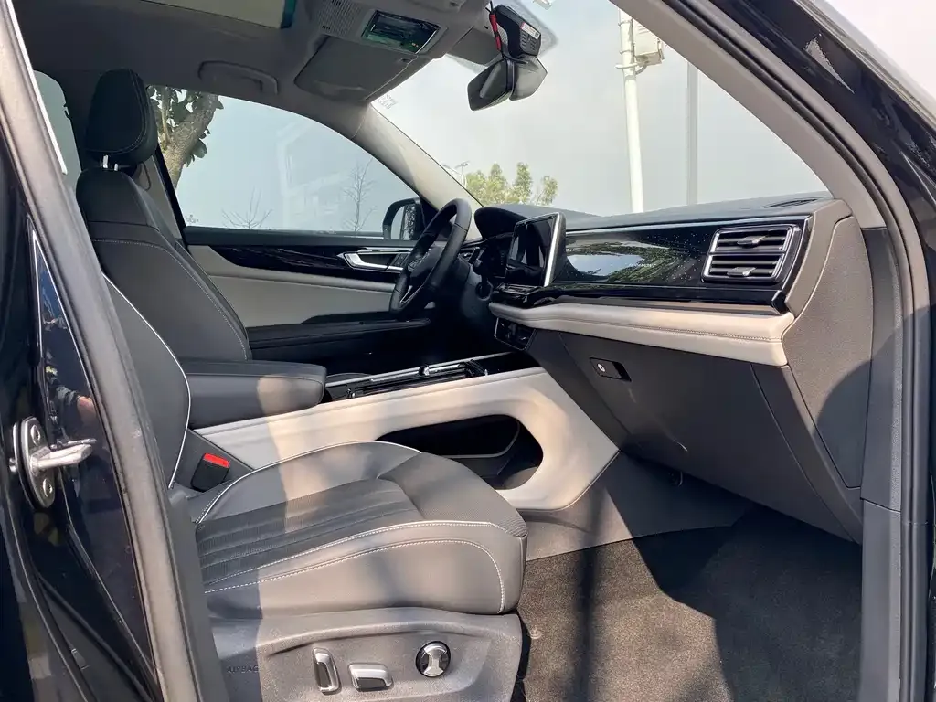 Volkswagen Teramont X 2023 из CN, фото 6