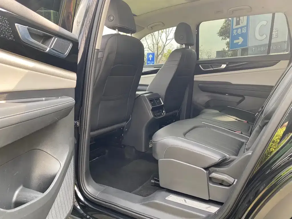 Volkswagen Teramont X 2023 из CN, фото 3