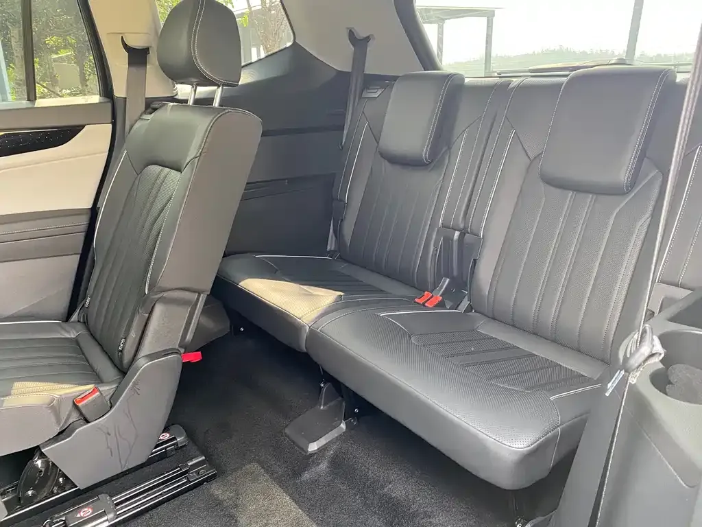 Volkswagen Teramont X 2023 из CN, фото 4