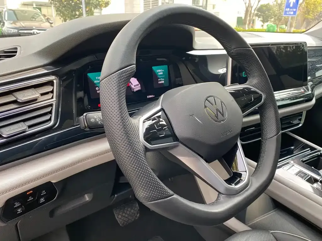 Volkswagen Teramont X 2023 из CN, фото 8