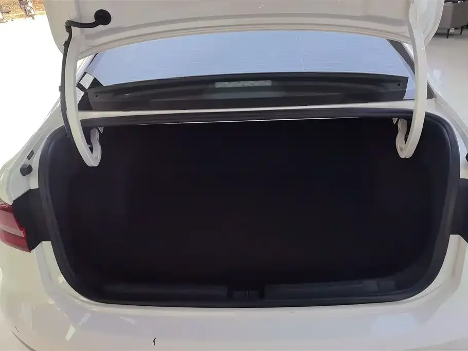 Volkswagen Lavida 2021 из CN, фото 2