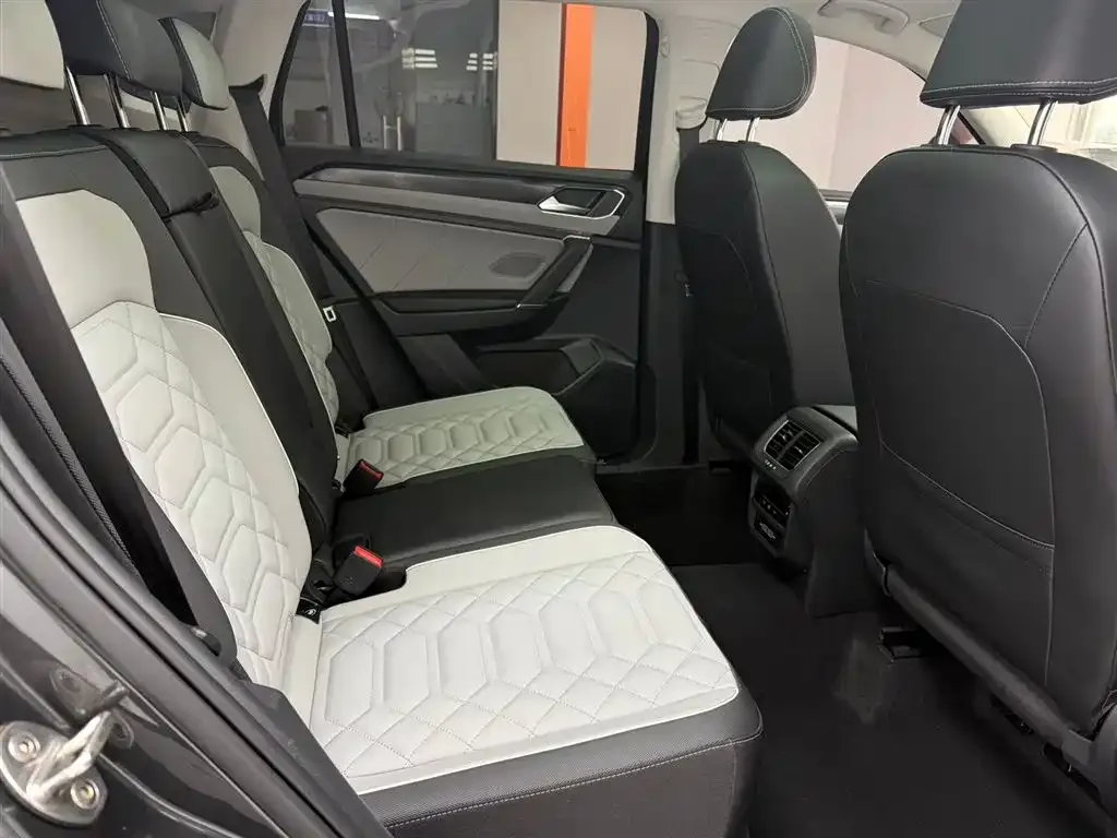 Volkswagen Tayron 2023 из CN, фото 5