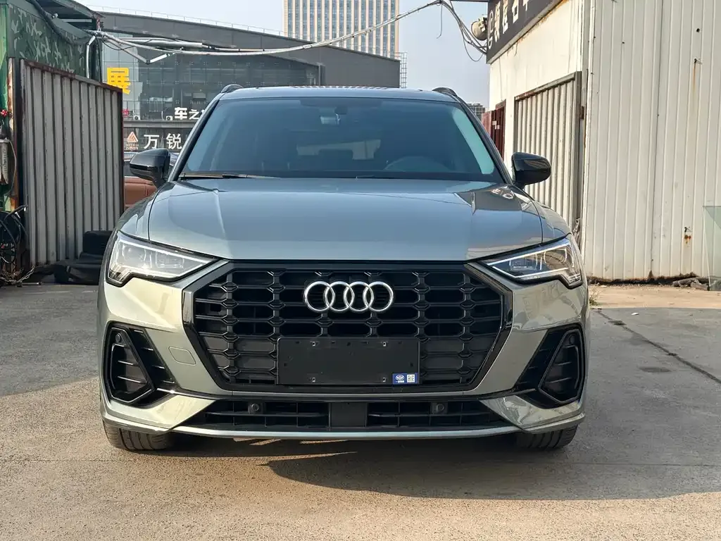 Audi Q3 — фото 8
