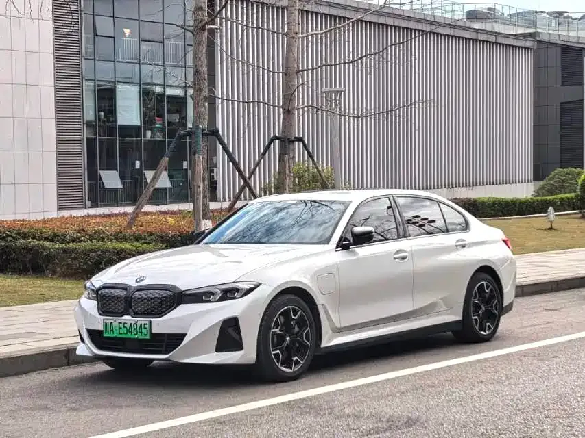 BMW i3 2025 из CN, фото 1