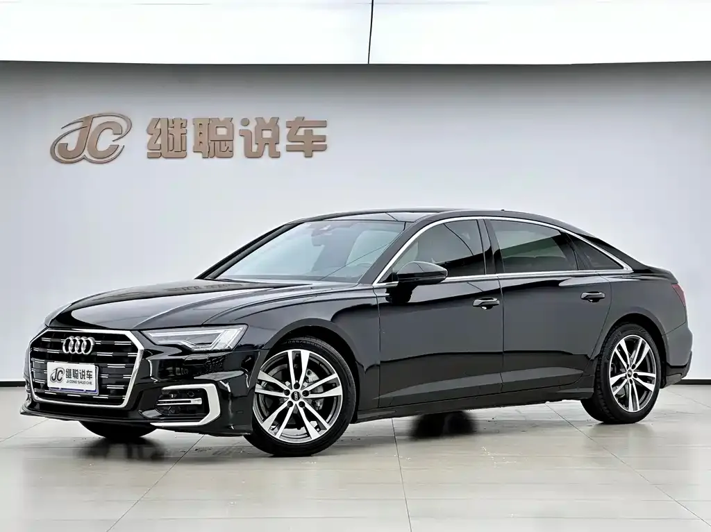 Audi A6L — фото 1