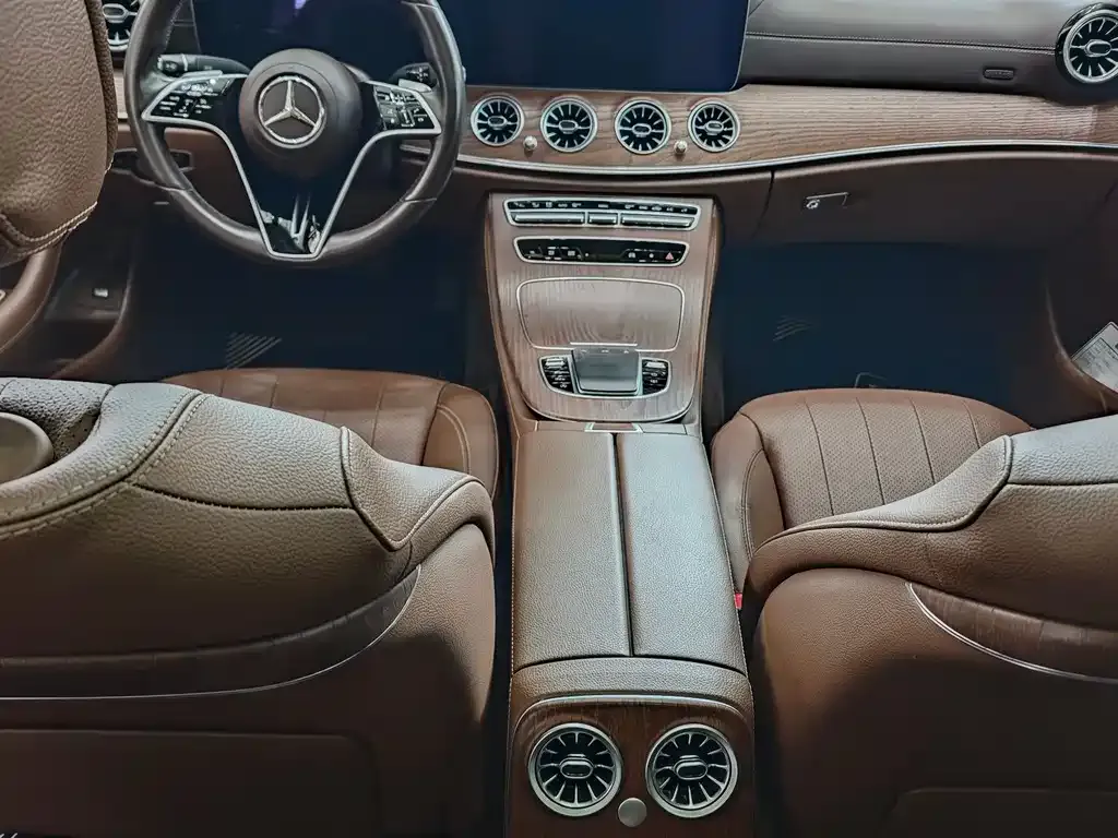 Mercedes-Benz E-Class 2021 из CN, фото 3