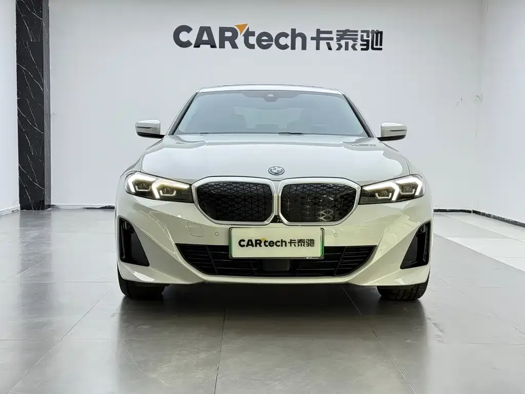 BMW i3 2025 из CN, фото 2