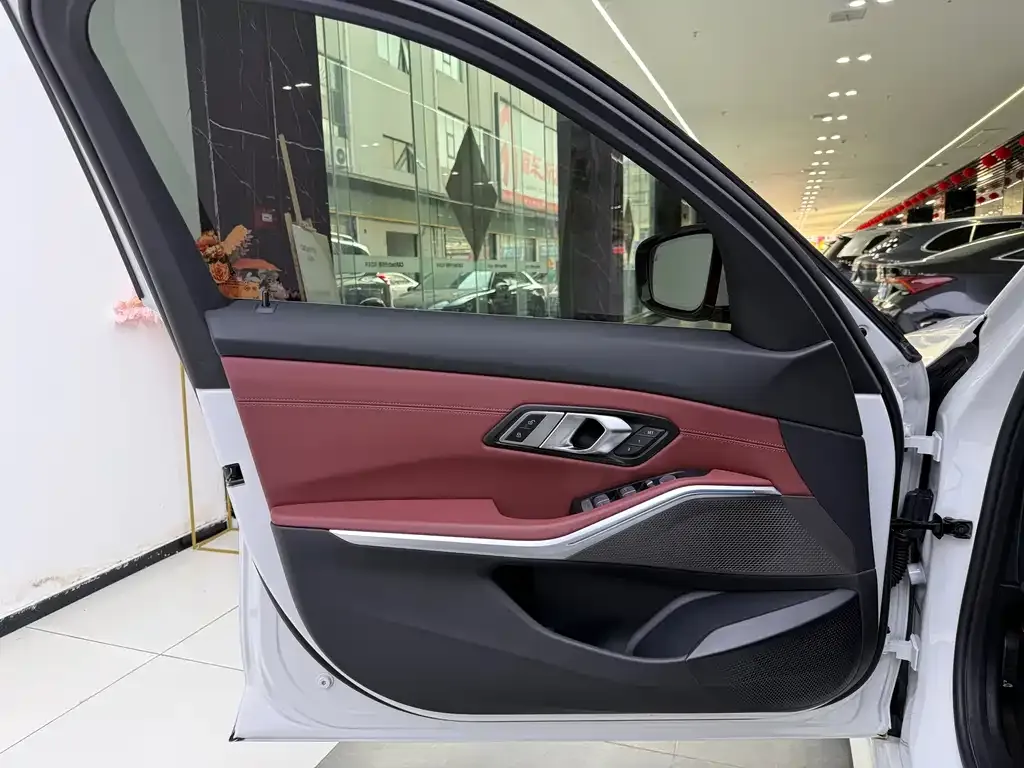 BMW i3 2025 из CN, фото 8