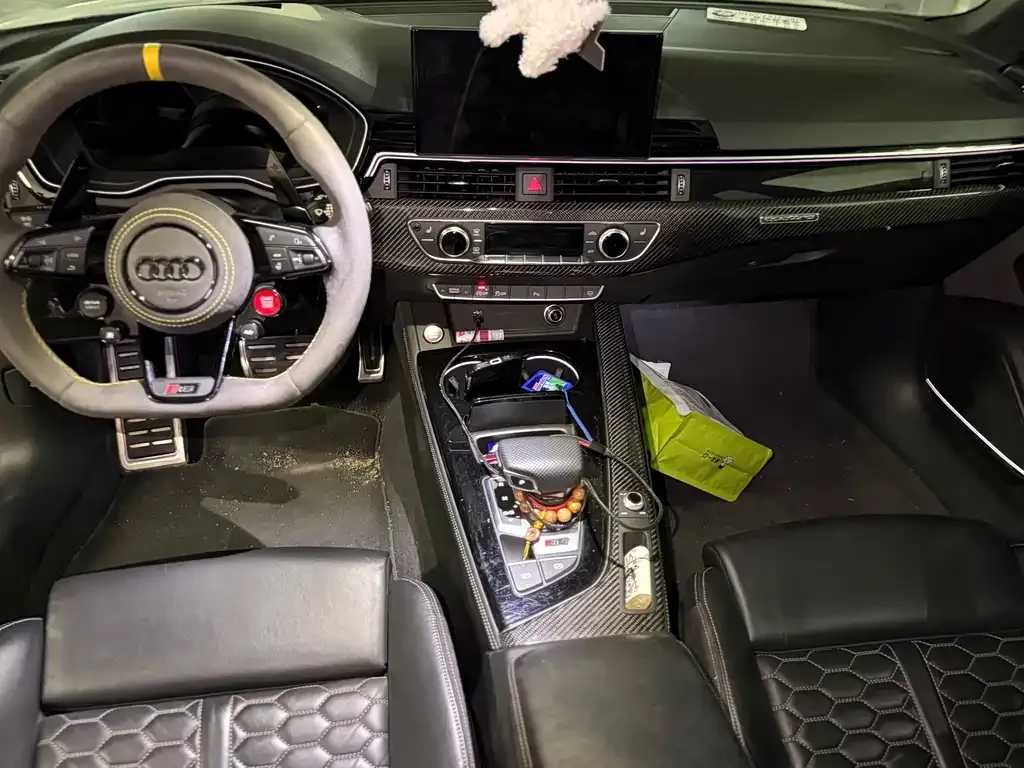 Audi RS 4 — фото 6