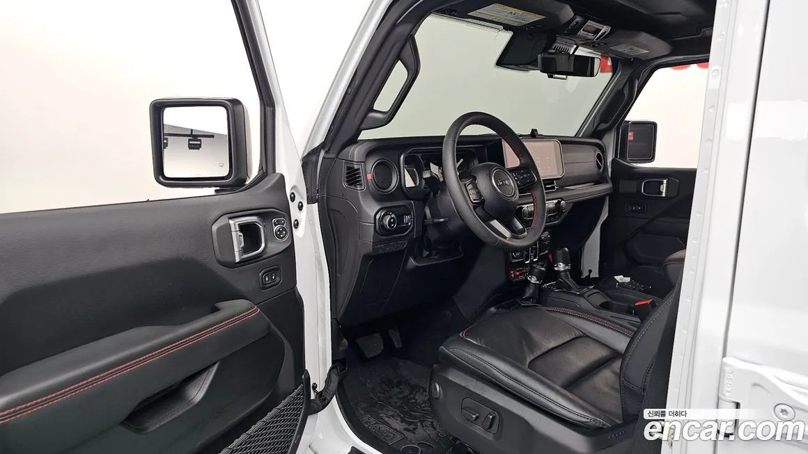 Jeep Wrangler 2024 из KR, фото 5