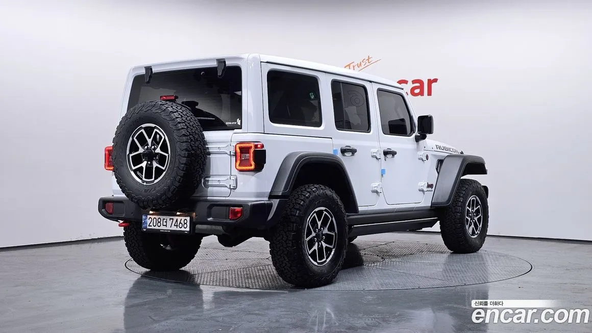 Jeep Wrangler 2024 из KR, фото 3