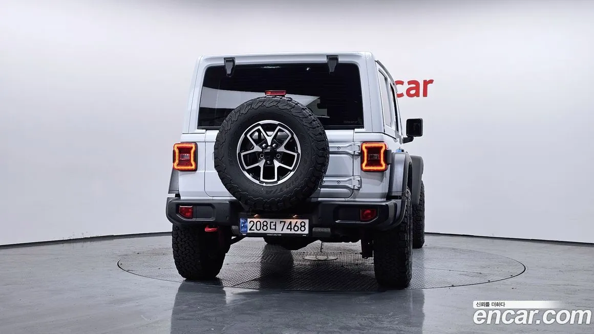 Jeep Wrangler 2024 из KR, фото 10