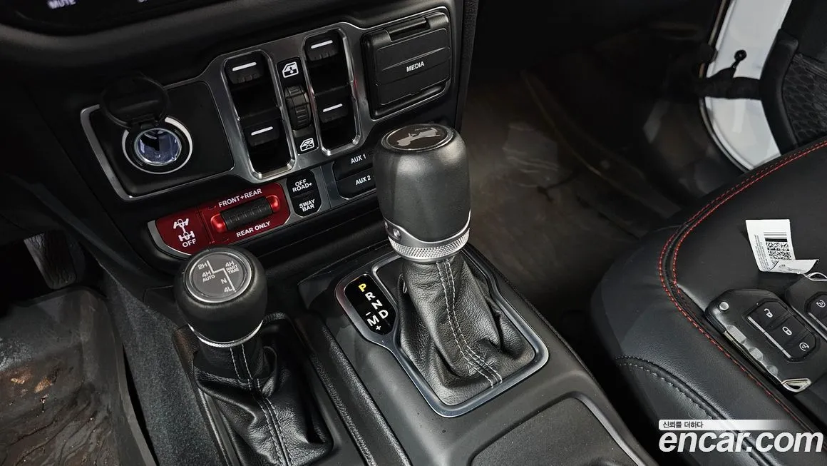 Jeep Wrangler 2024 из KR, фото 8