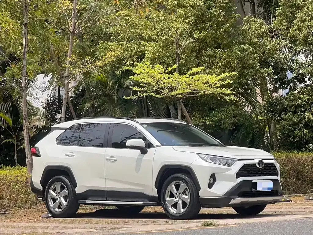 Toyota RAV4 2021 из CN, фото 10