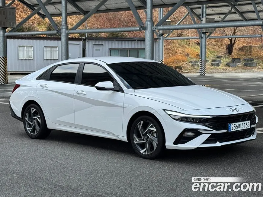 Hyundai AVANTE — фото 8