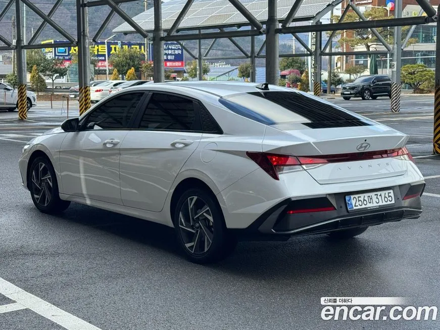 Hyundai AVANTE — фото 5