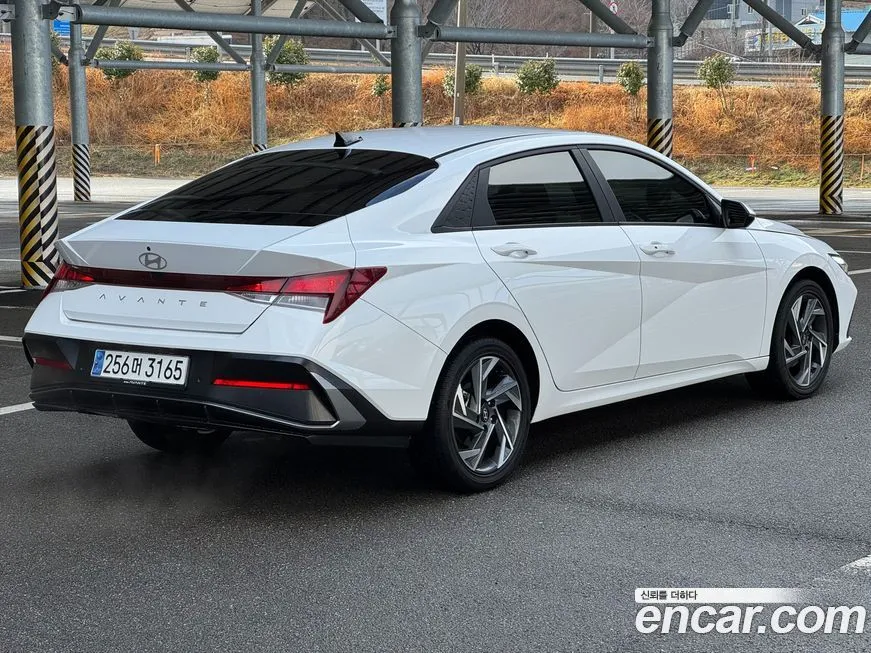 Hyundai AVANTE — фото 7