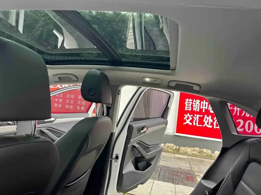 Volkswagen Sagitar 2021 из CN, фото 6