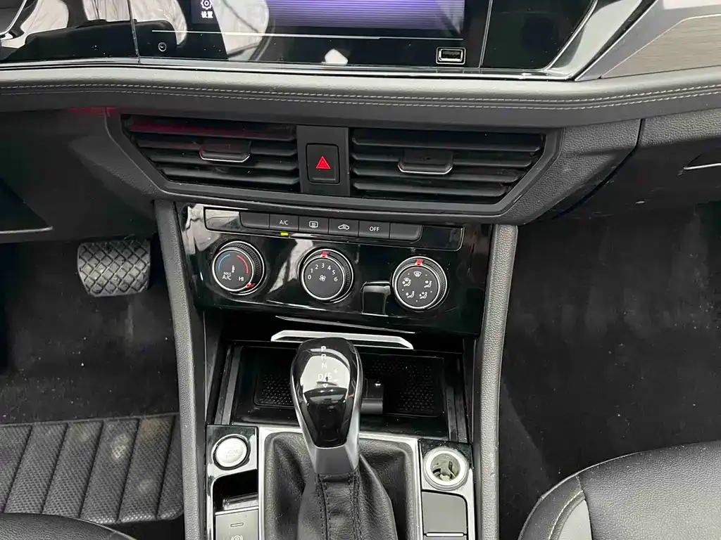Volkswagen Sagitar 2021 из CN, фото 5