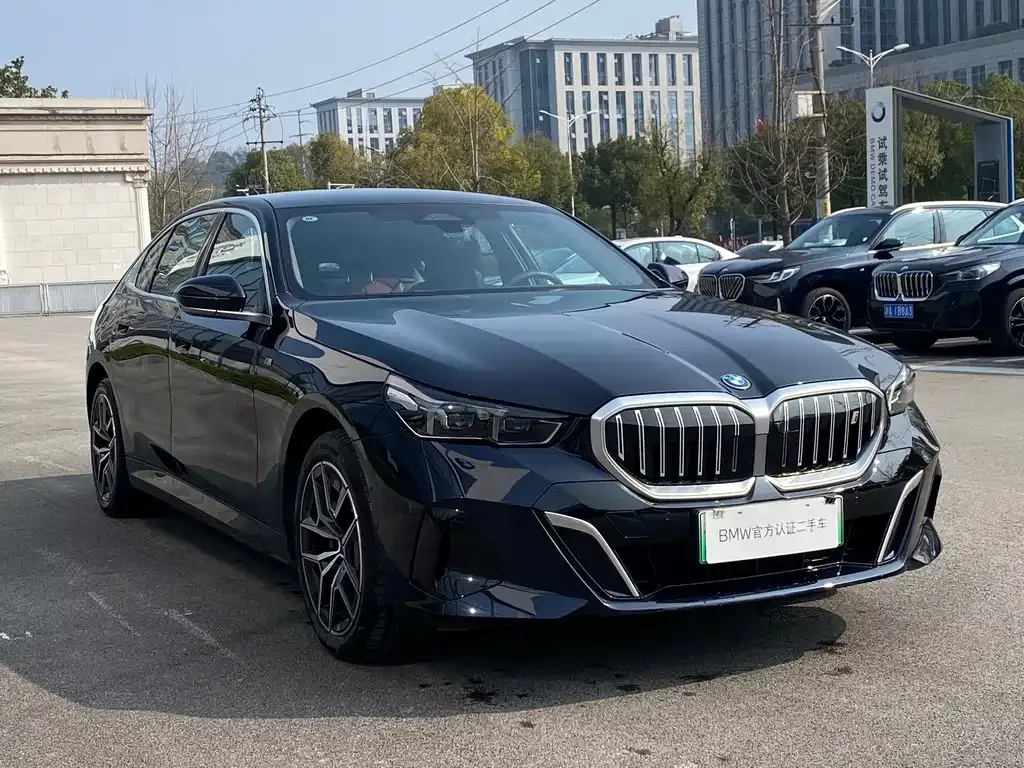 BMW i5 2025 из CN, фото 7