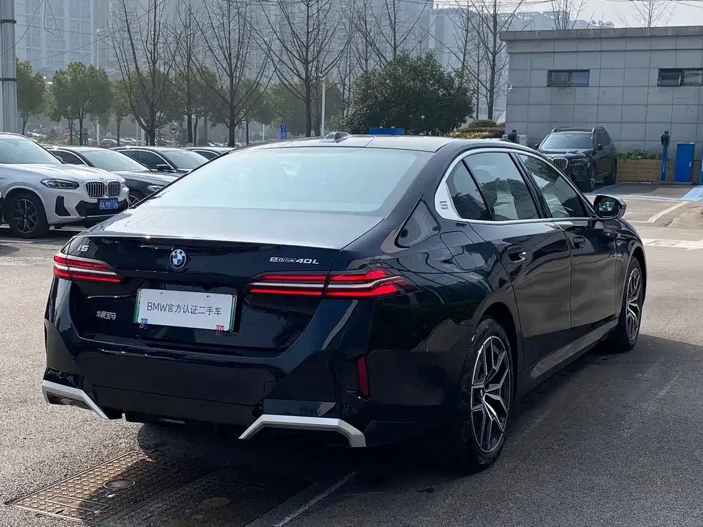 BMW i5 2025 из CN, фото 4