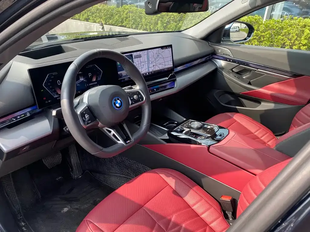 BMW i5 2025 из CN, фото 5