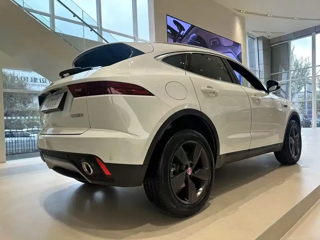 Jaguar E-PACE 2024 из CN, фото 9