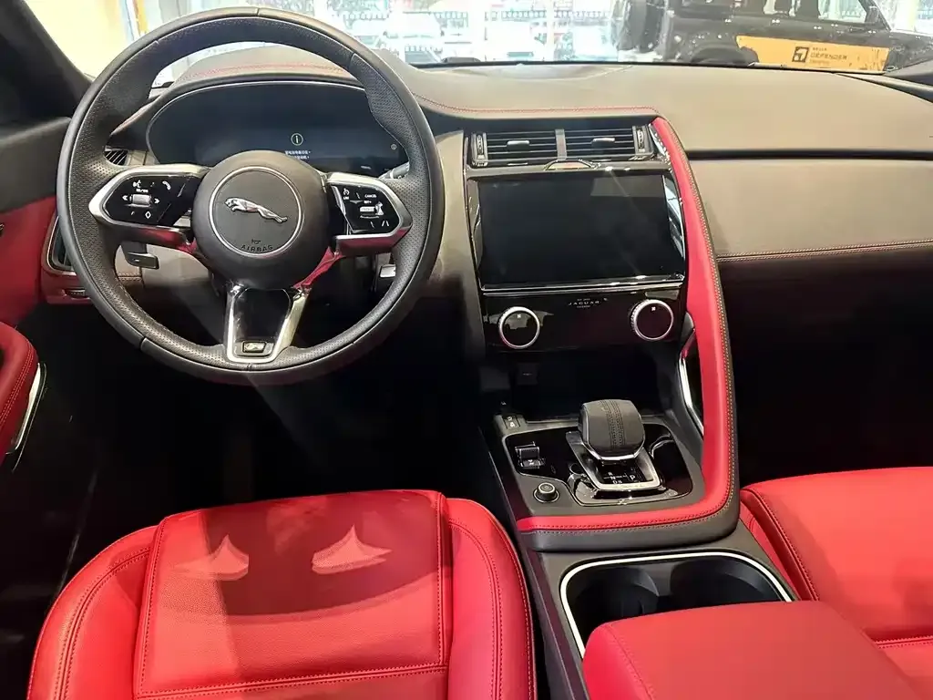 Jaguar E-PACE 2024 из CN, фото 10