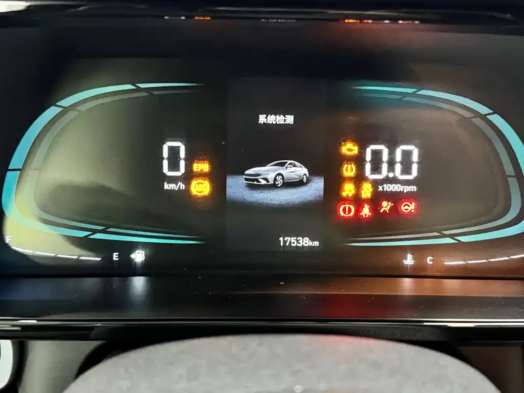 Hyundai Elantra 2024 из CN, фото 2