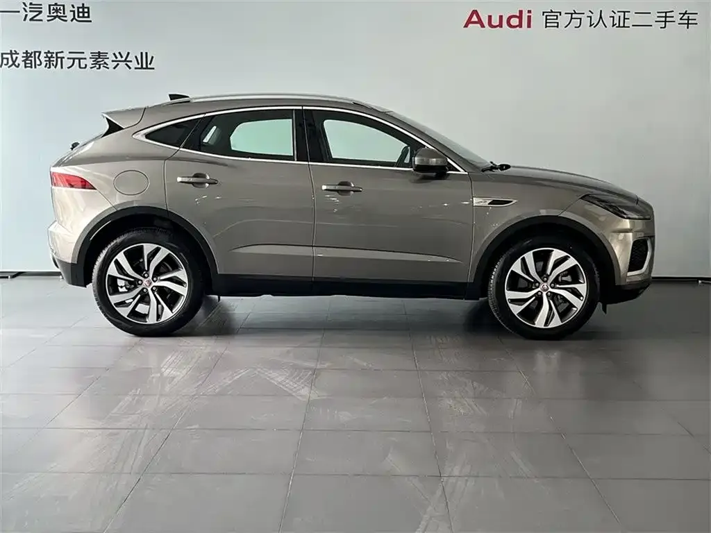 Jaguar E-PACE 2023 из CN, фото 5