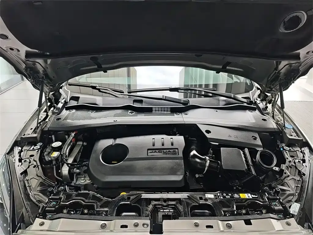 Jaguar E-PACE 2023 из CN, фото 6