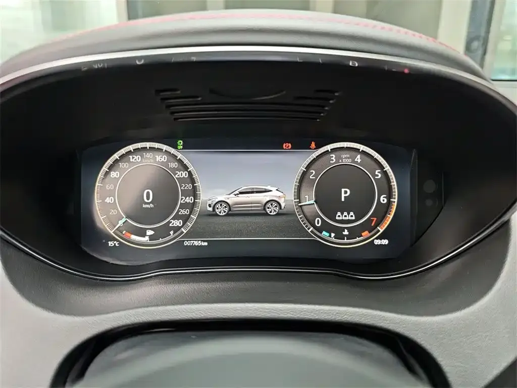 Jaguar E-PACE 2023 из CN, фото 8