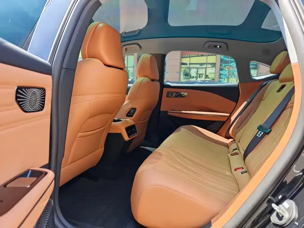 Geely Galaxy Xingyao 8 2026 из CN, фото 2