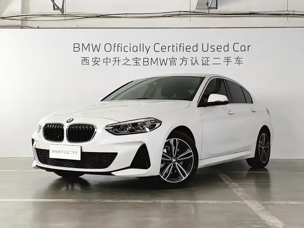 BMW 1 Series 2021 из CN, фото 1