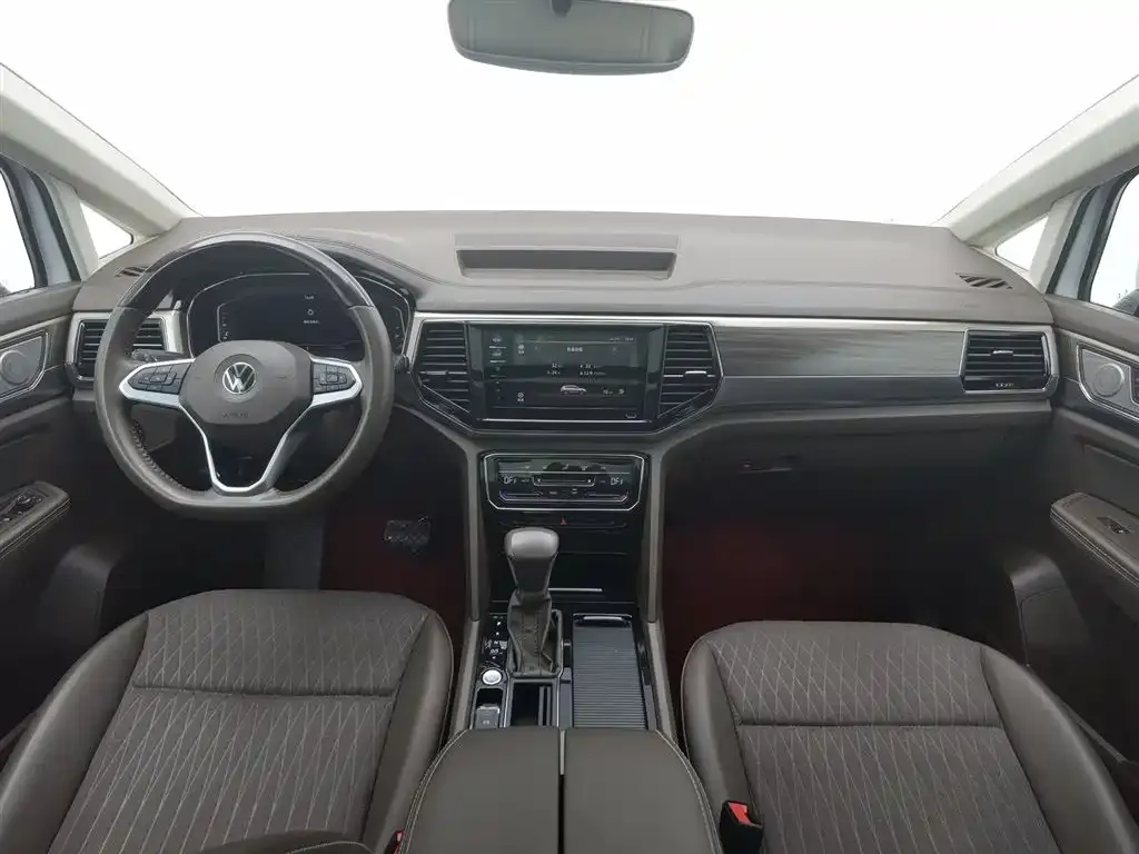 Volkswagen Viloran 2021 из CN, фото 8