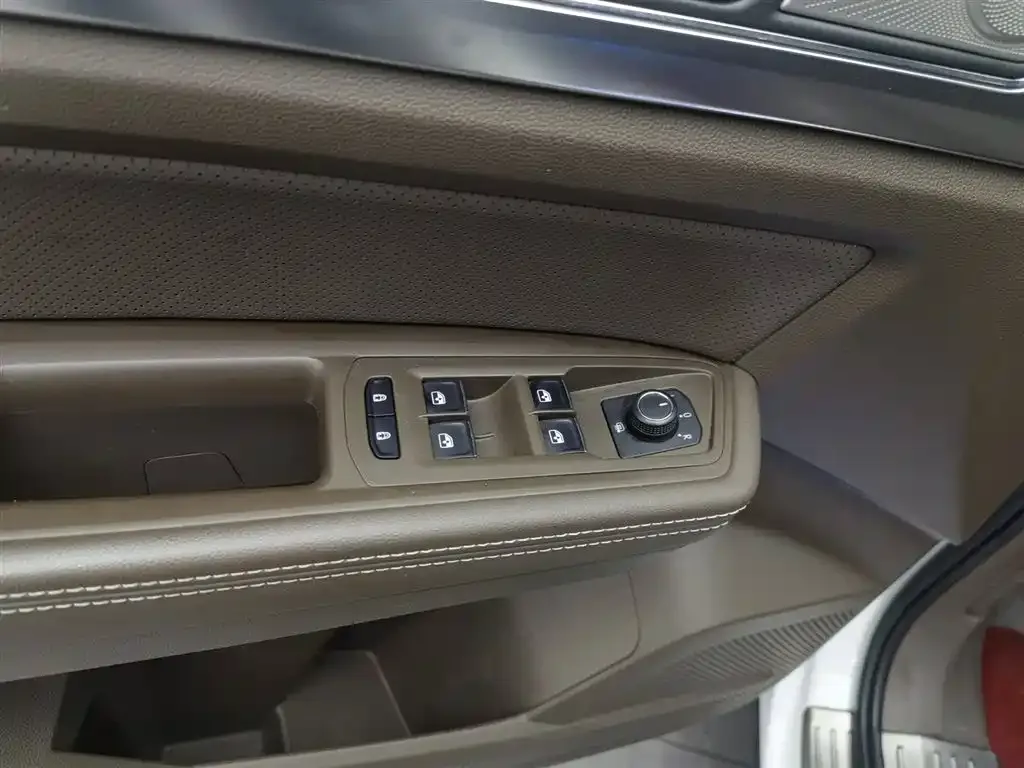 Volkswagen Viloran 2021 из CN, фото 7