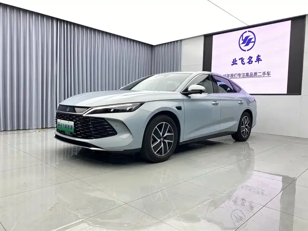 BYD Qin L — фото 1