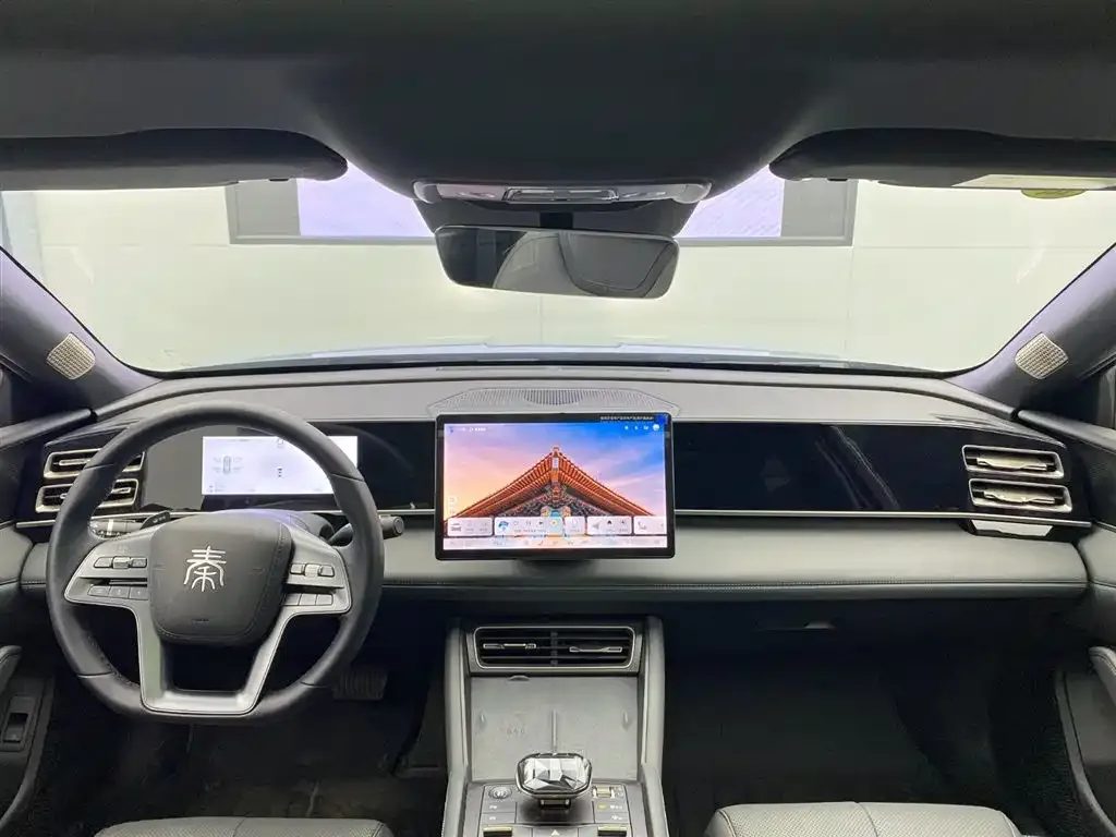 BYD Qin L — фото 6