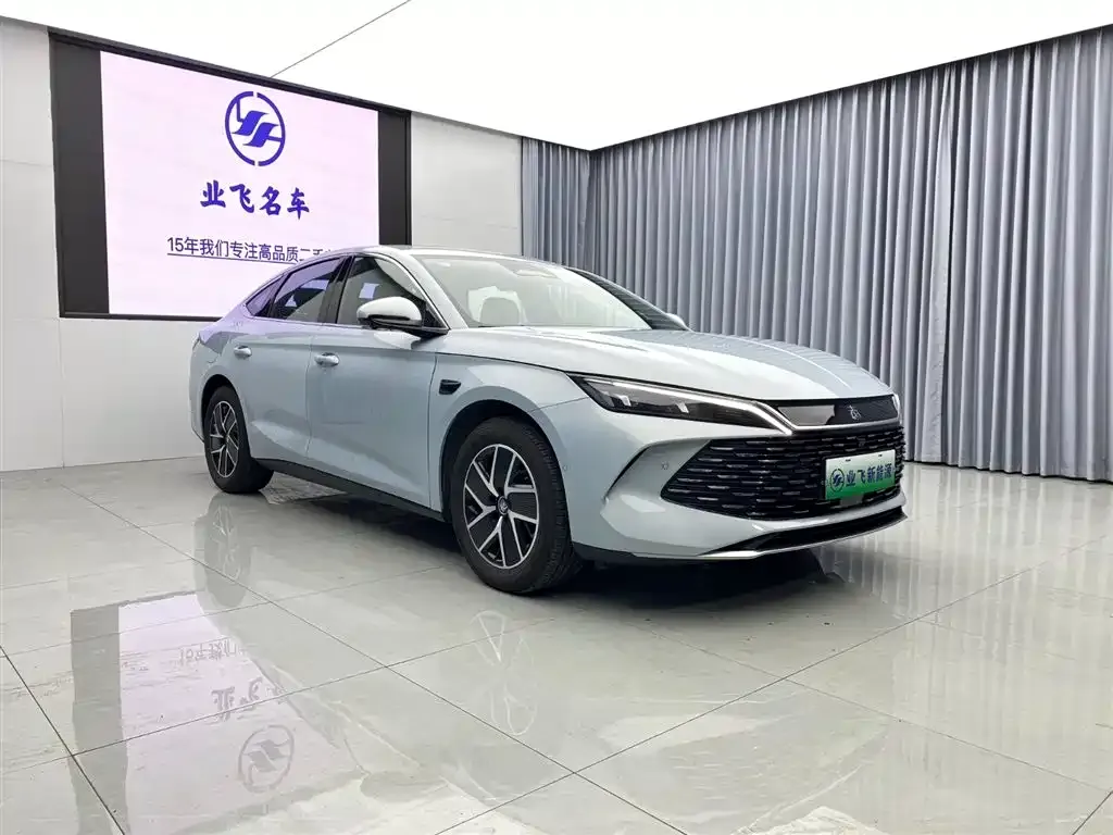 BYD Qin L — фото 4