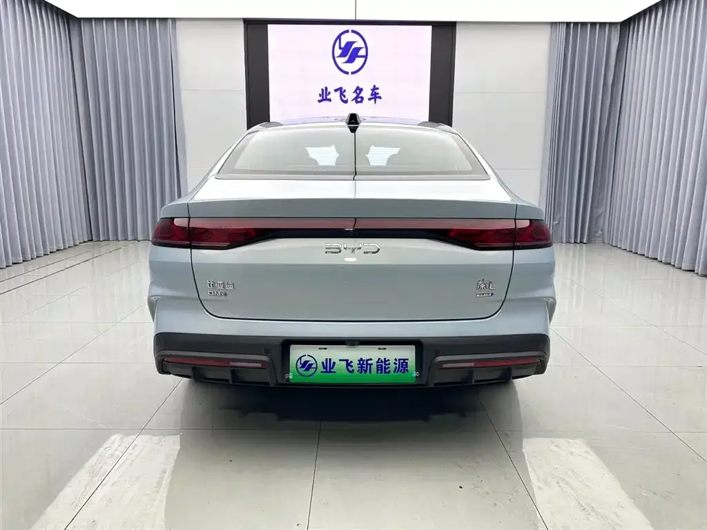BYD Qin L — фото 10