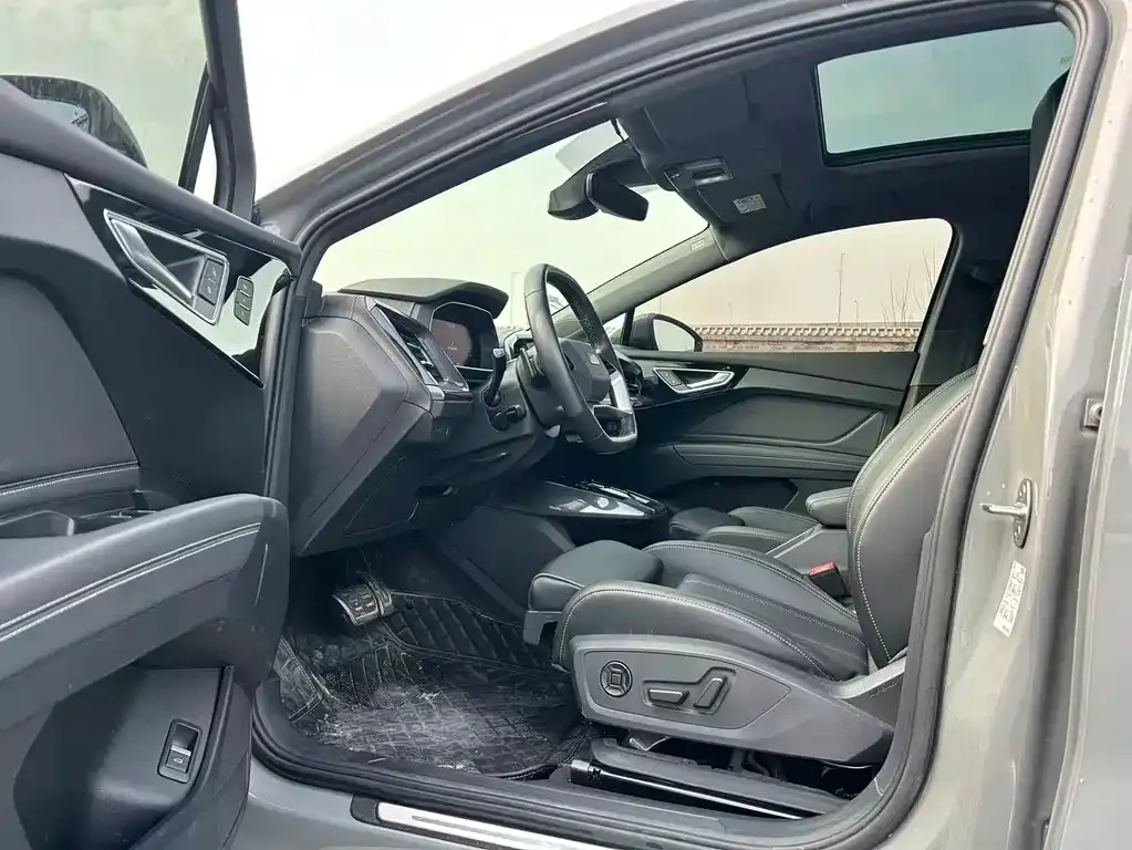 Audi Q4 e-tron 2024 из CN, фото 5