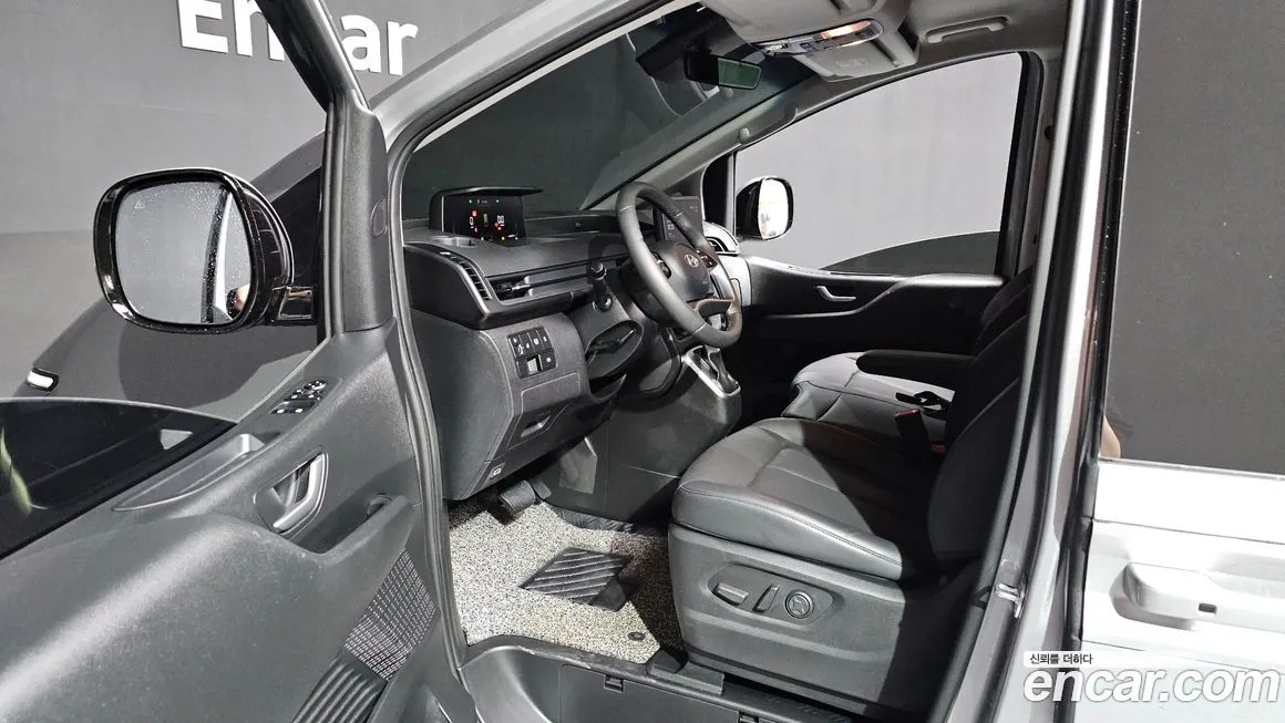 Hyundai Staria 2025 из KR, фото 10