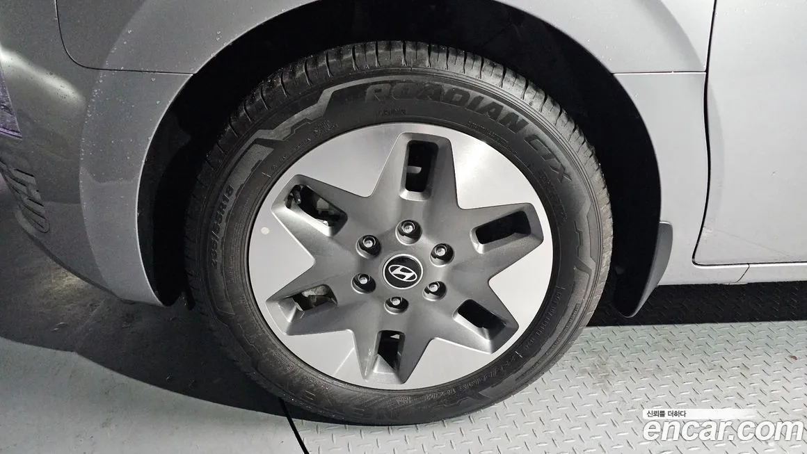 Hyundai Staria 2025 из KR, фото 6