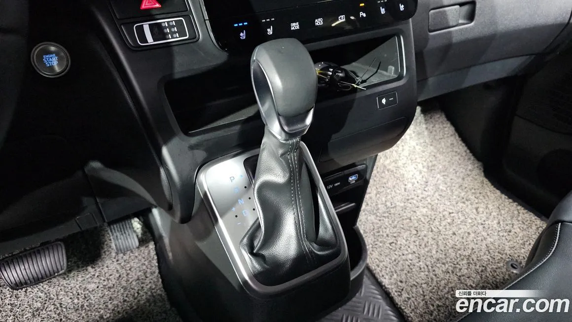 Hyundai Staria 2025 из KR, фото 9