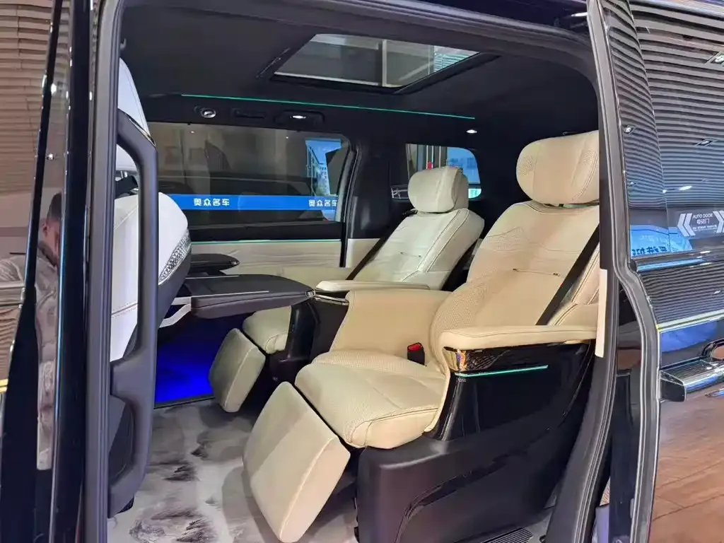 GAC Motor Trumpchi M8 — фото 9