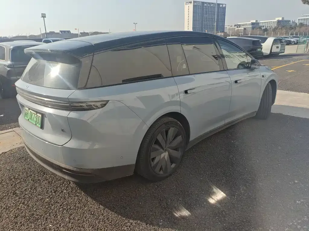 Li Auto i8 2025 из CN, фото 6