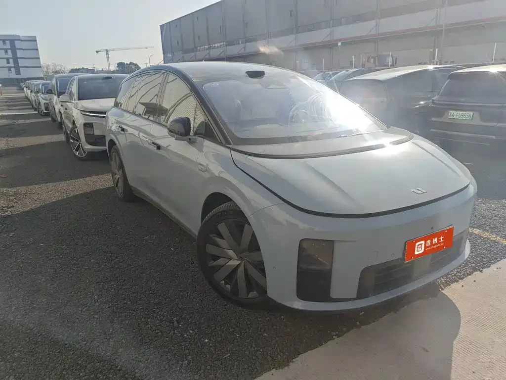 Li Auto i8 2025 из CN, фото 3