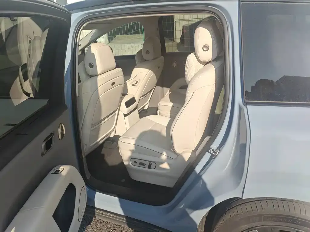 Li Auto i8 2025 из CN, фото 4