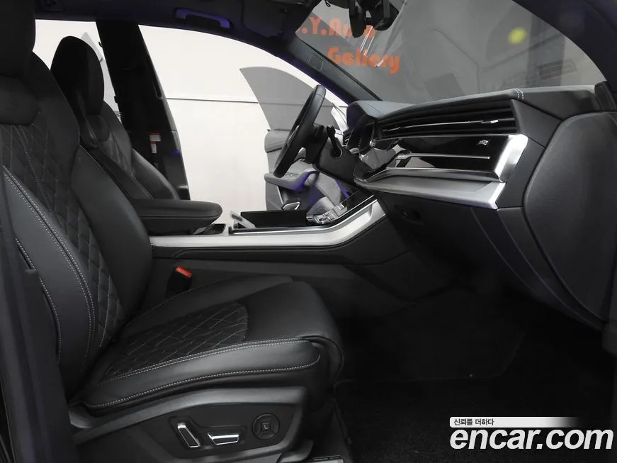 Audi Q8 2021 из KR, фото 2