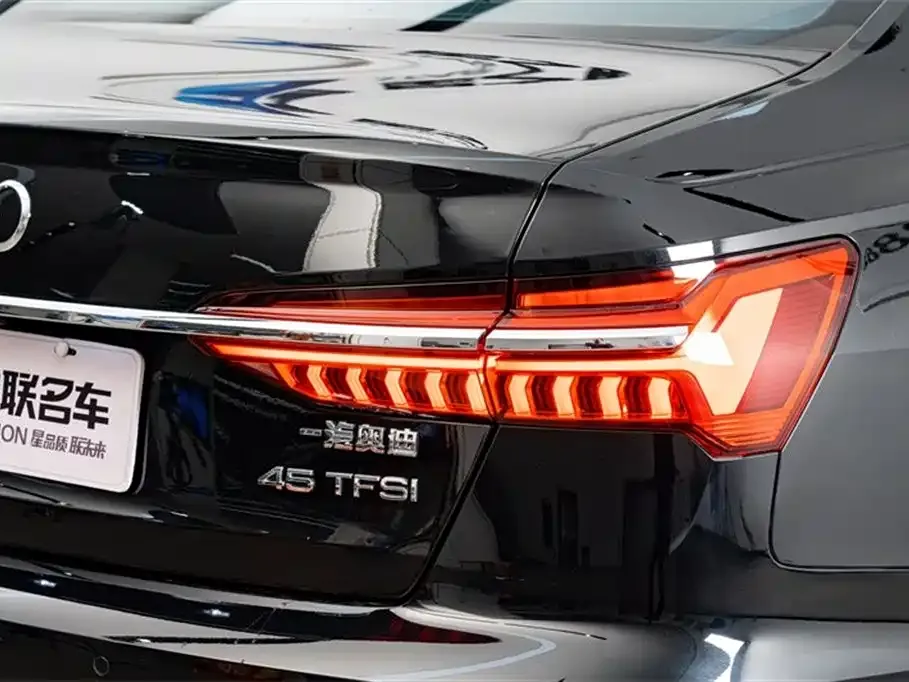 Audi A6L 2024 из CN, фото 2